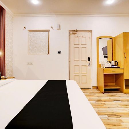 Super Townhouse Jageer Palace Near Mayapuri Chowk Nueva Delhi Exterior foto